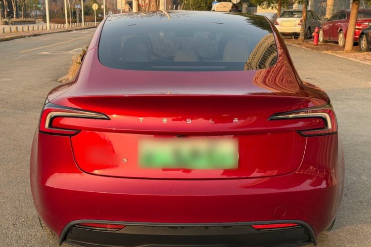 Used Tesla Model 3 2023 Rear-Wheel-Drive Version
