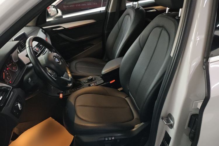 Used BMW X1 2018 sDrive20Li Leading Model
