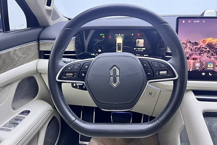 Used Hima AITO M5 2022 Extended-Range Four-Wheel Drive Ultimate Edition
