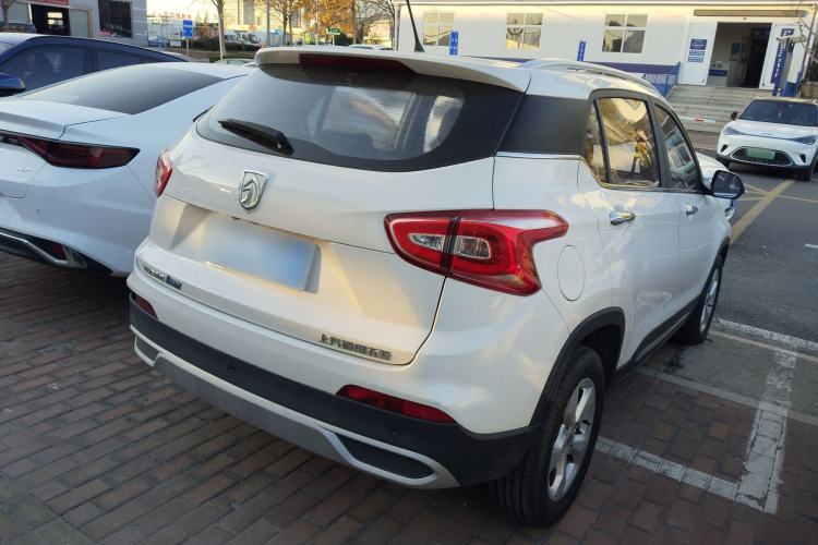 Used Baojun 510 2017 1.5L Automatic Fashion Model
