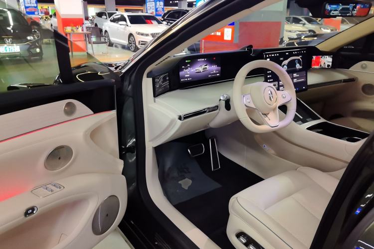 Used Hima S9T 2025 Model Pure Electric Four-Wheel-Drive Ultra