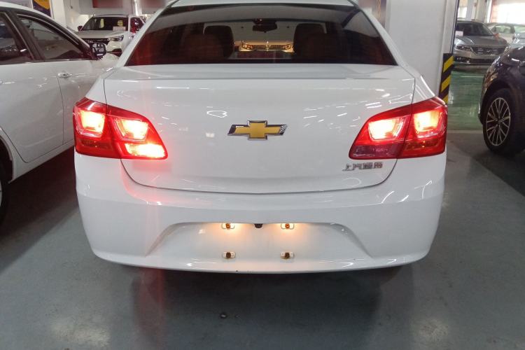 Used Chevrolet Cruze 2015 1.5L Classic SE MT
