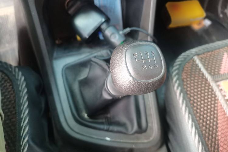 Used Wuling Hongguang V 2022 1.5L Jingqu Edition Electric-Assist LAR
