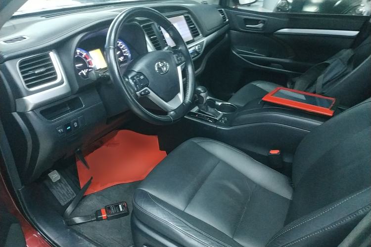 Used Toyota Highlander 2015 2.0T Two-Wheel Drive Luxury Edition 7 Seats
