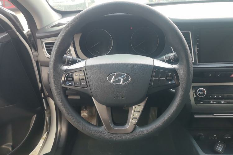 Used Hyundai Mistra 2014 1.8L Automatic Smart GLS