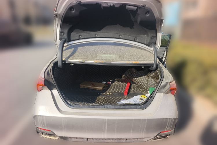 Used Toyota Avalon 2019 2.5L Touring Premium Version China VI Standard