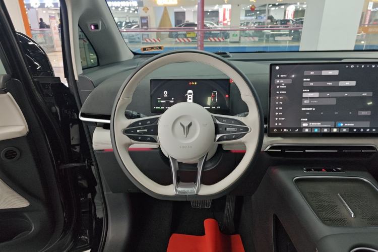 Used VOYAH Dream 2025 PHEV Four-Wheel Drive Prestige Kunpeng Edition