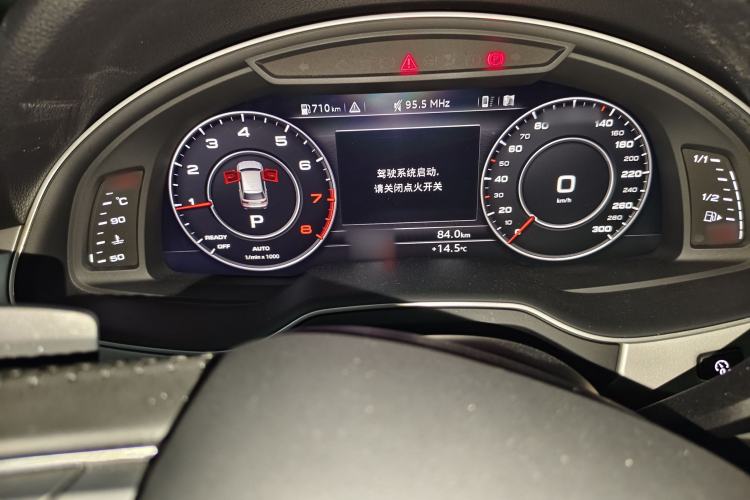 Used Audi Q7 2019 45 TFSI Comfort Model
