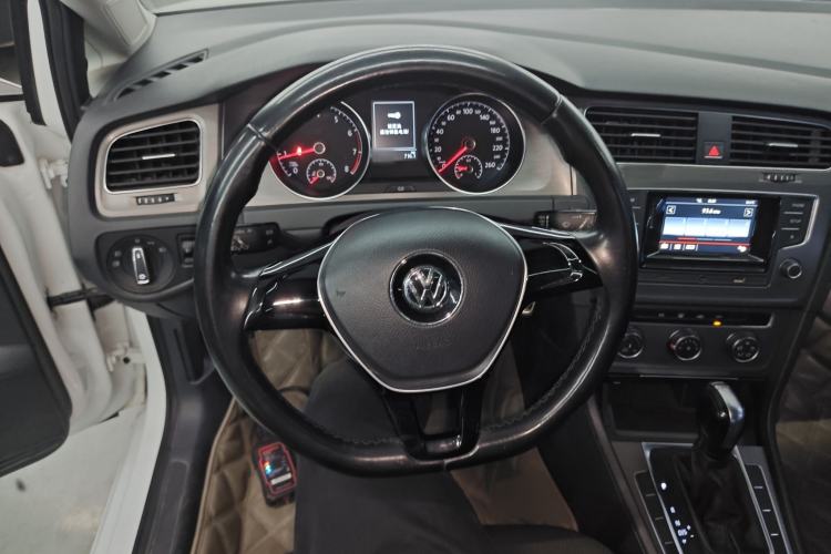 Used Volkswagen Golf 2016 230TSI Automatic Comfort Version