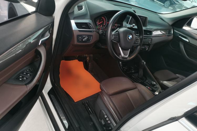 Used BMW X1 2018 sDrive18Li Luxury Model
