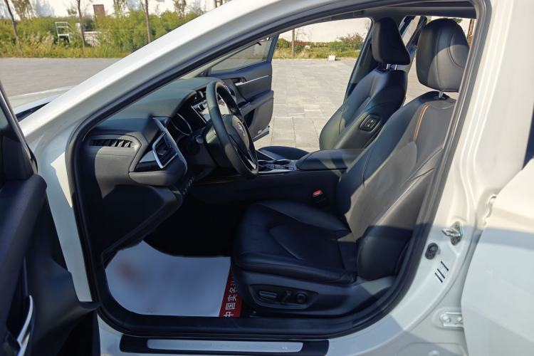 Used Toyota Camry 2019 2.5G Luxury Edition China VI Standard