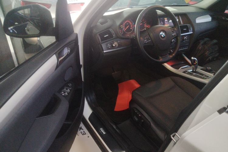 Used BMW X3 2016 sDrive20i
