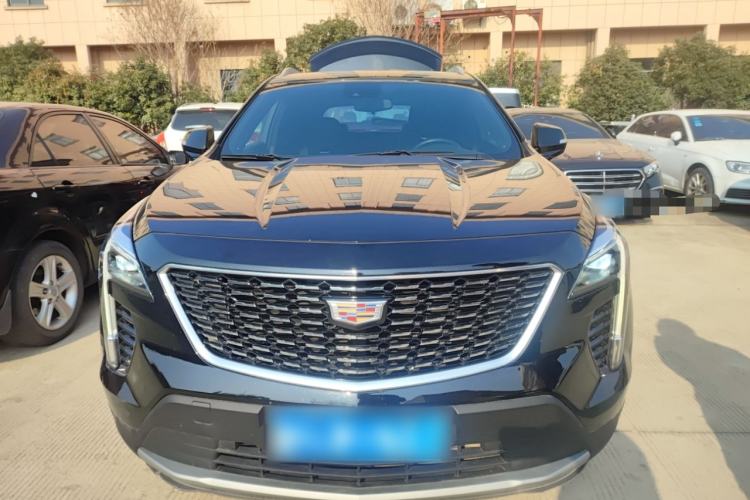 Used Cadillac XT4 2022 28T Two-Wheel-Drive Luxury Version
