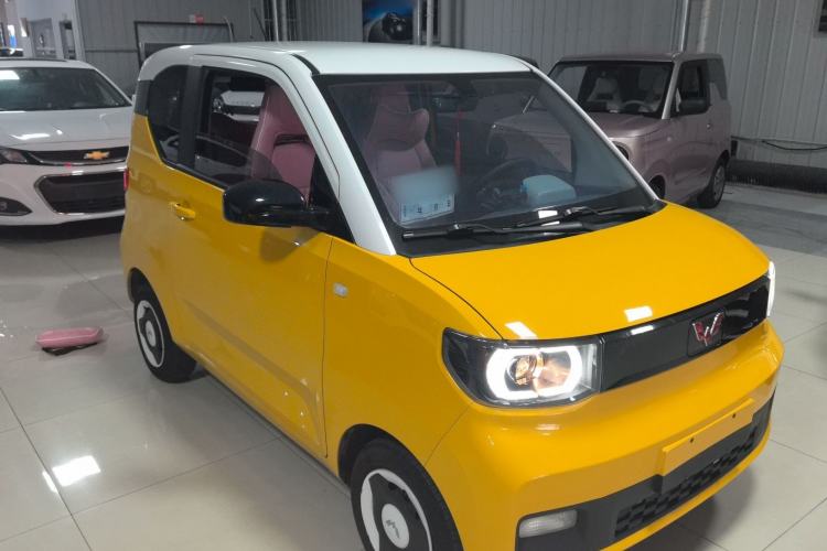 Used Wuling Hongguang MINIEV 2021 Macaron Premium Model – Lithium-NMC