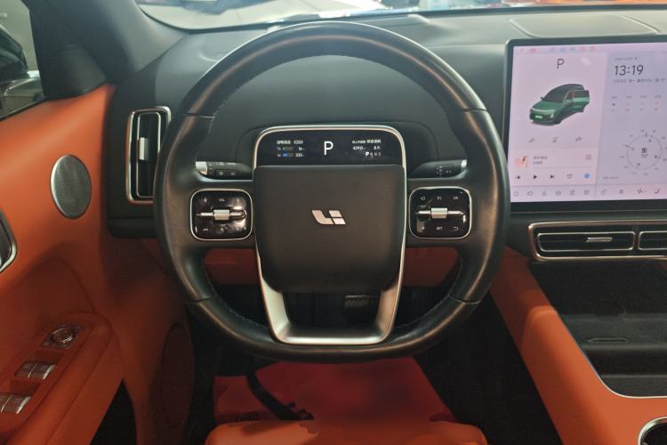 Used Li Auto L8 2023 Pro Model
