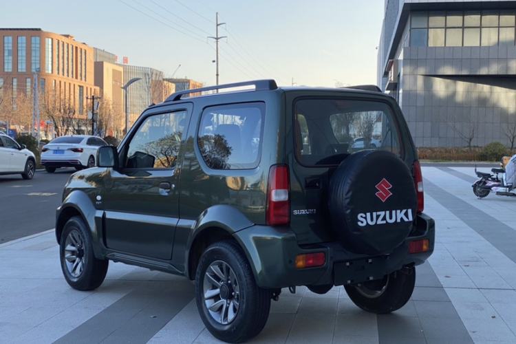 Used Suzuki Jimny 2015 1.3 AT JLX
