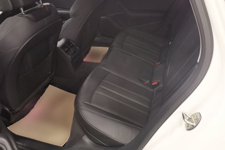 Used Audi A4L 2020 40 TFSI Luxury Dynamic Model
