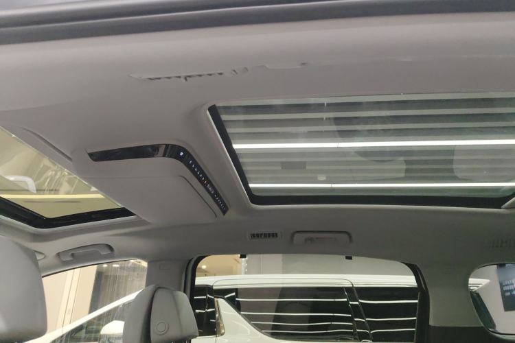 Used Buick GL8 2025 Lu Zun Deluxe Edition
