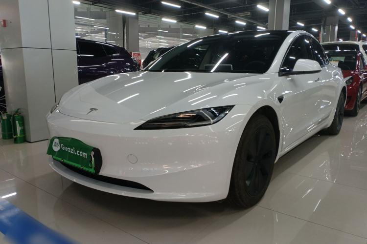 Used Tesla Model 3 2025 Rear-Wheel-Drive Version
