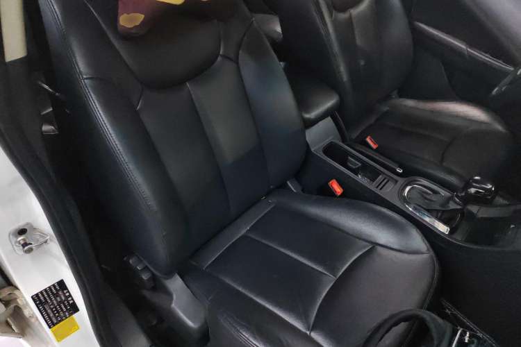 Used Roewe 360 2017 1.5L Automatic Luxury Edition
