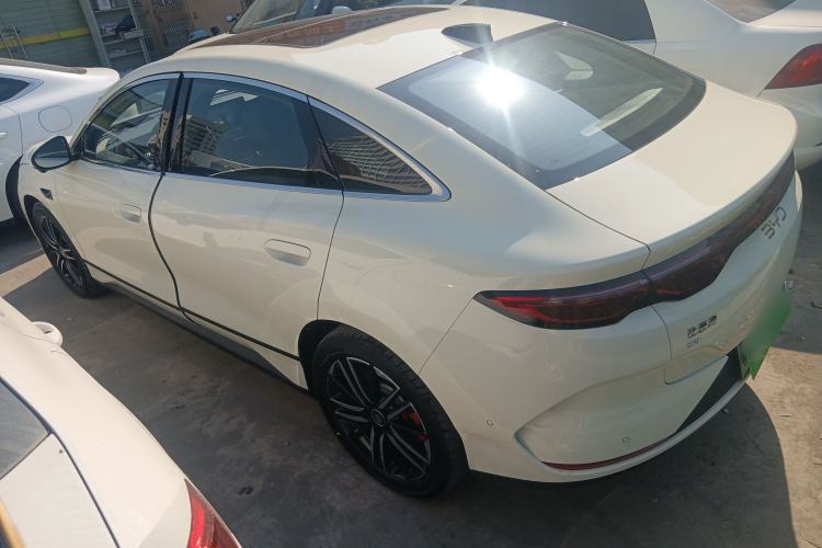 Used BYD Qin L 
