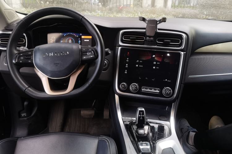 Used Lynk & Co 01 2017 2.0T Two-Wheel-Drive Version
