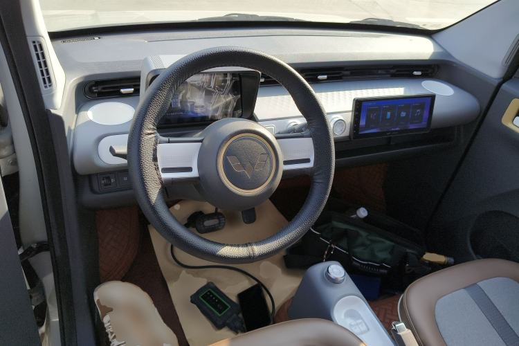 Used Wuling Hongguang MINIEV 2022 GAMEBOY 200km Gaming Edition with Lithium Iron Phosphate