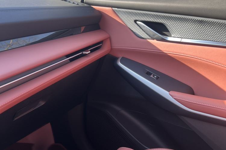 Used Changan CS75 PLUS 2024 3rd Generation Champion Edition 1.5T Intelligent Drive Dynamic Model
