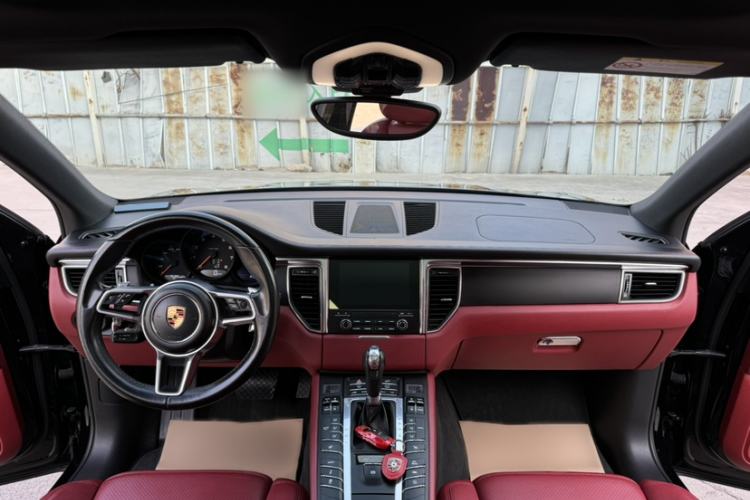 Used Porsche Macan 2017 Macan 2.0T
