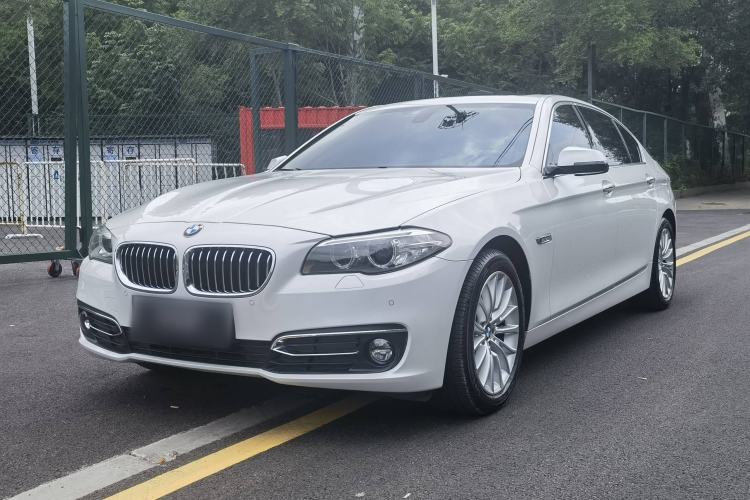 Used BMW 5 Series 2014 525Li Luxury Design Package
