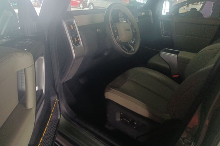 Used  V23 2025 501 Four-Wheel Drive Intelligent Driving Version