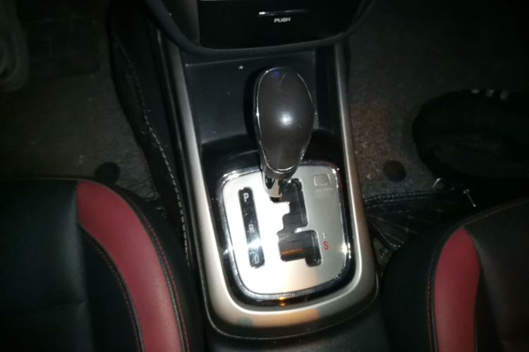 Used Changan Eado 2015 1.6L Automatic Junku Model China IV Standard
