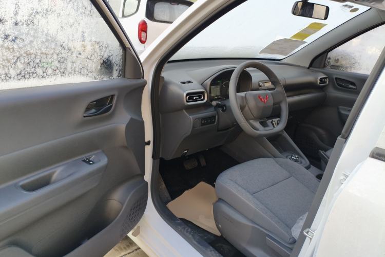 Used Wuling Hongguang New Energy 2024 All-Electric Model 300KM Practical Version
