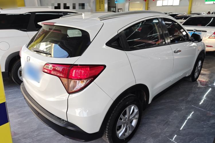 Used Honda Vezel 2015 1.5L CVT two-wheel drive Comfort trim
