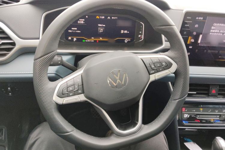 Used Volkswagen Tharu 2024 300TSI Two-Wheel-Drive Moon Luxury Edition