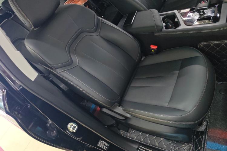 Used JETOUR X90 PLUS 2025 Beyond Edition 1.6TD DCT Villa PRO 5-Seater
