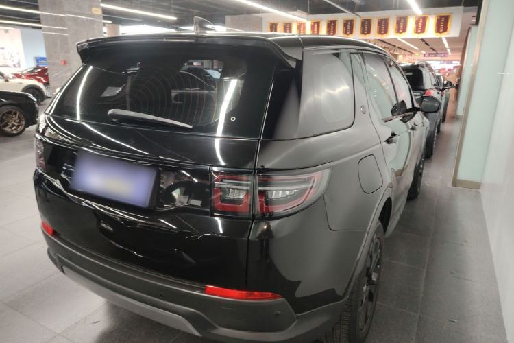 Used Land Rover Discovery Sport 2020 200 PS Family Edition
