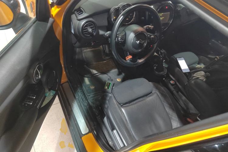 Used  MINI 2015 1.5T COOPER Fun Five-Door Edition