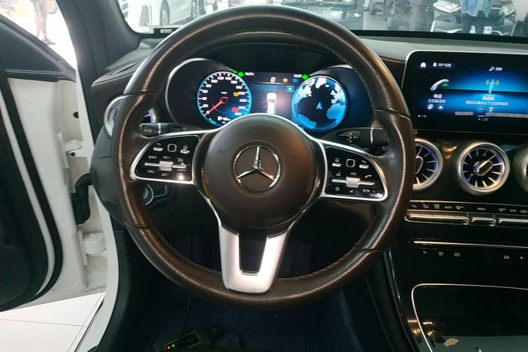 Used Mercedes-Benz GLC 2020 Facelifted GLC 260 L 4MATIC Dynamic Edition
