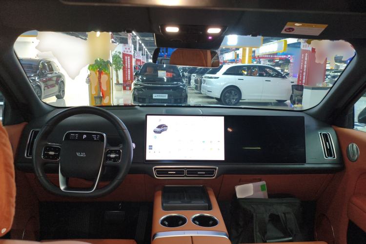 Used Li Auto L8 2024 Ultra Model
