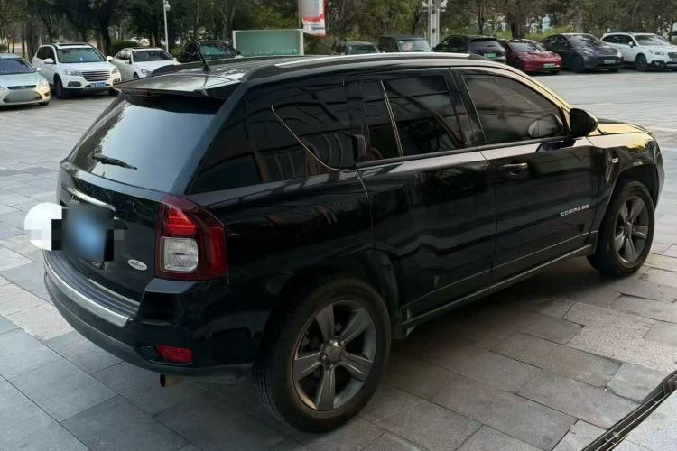 Used  Compass 2014 Revised Version 2.4L Four-Wheel Drive Comfort Edition
