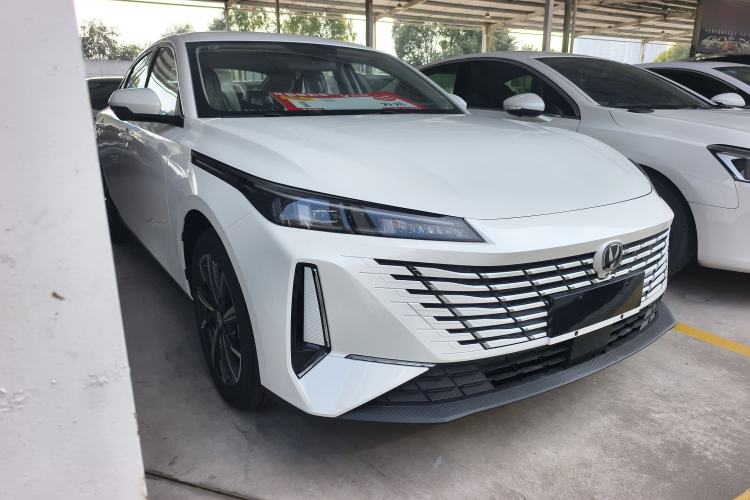 Used Changan Eado 2025 Blue Whale 1.5T 500Bar Prestige Model