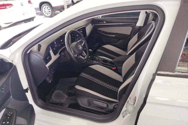 Used Volkswagen Bora 2023 1.5L Automatic Changer Limited Edition
