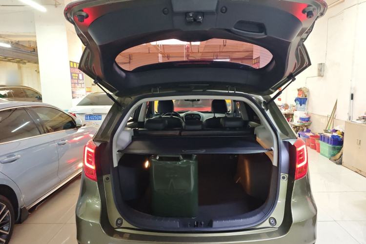 Used GAC Trumpchi GS5 Super 2015 1.8T Automatic Two-Wheel Drive Luxury Edition
