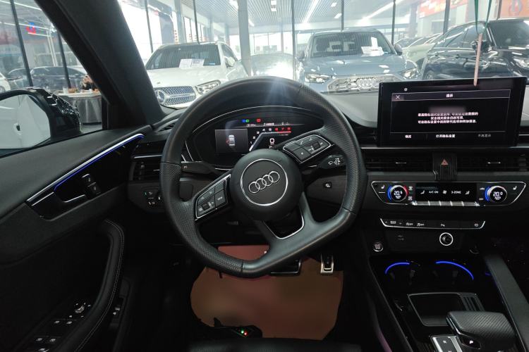 Used Audi A4L 2024 40 TFSI Luxury Dynamic Edition