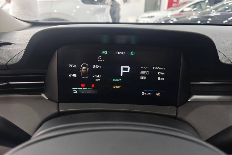 Used Roewe D6 2025 450 km Premium Edition
