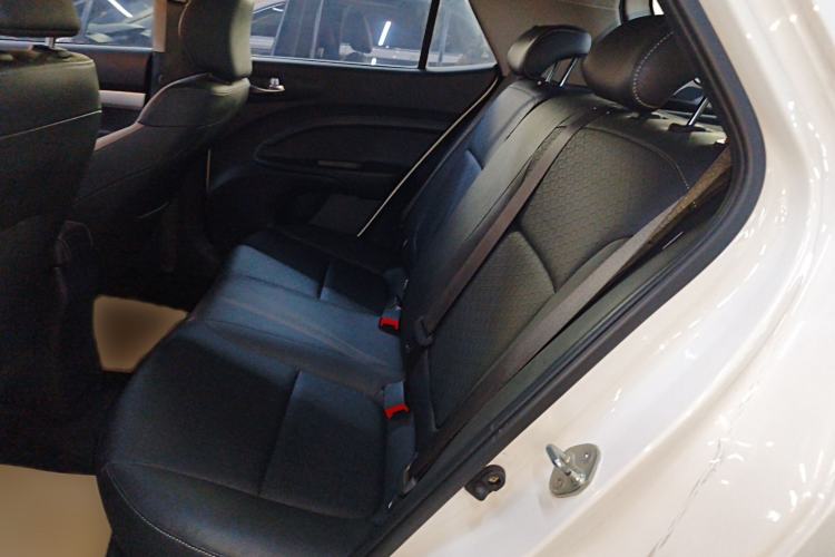 Used Kia Stonic 2019 1.4L Automatic Fun Edition China VI
