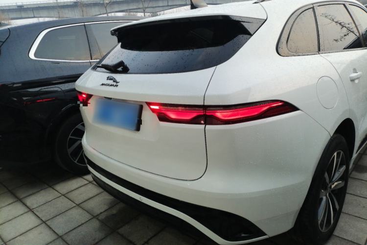 Used Jaguar F-PACE 2024 P250 R-Dynamic SE