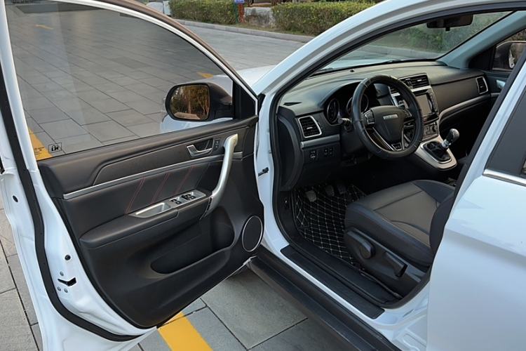 Used Haval M6 2019 1.5T Manual Two-Wheel Drive Elite Version China VI Standard
