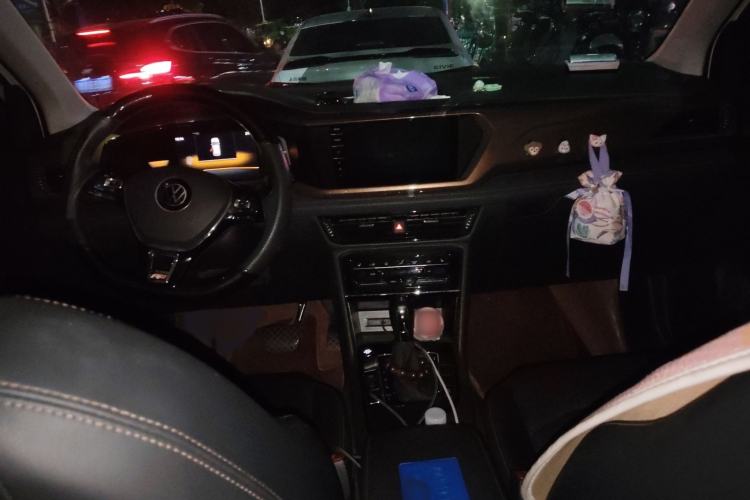 Used Volkswagen Tharu 2022 280TSI Two-Wheel-Drive Luxury Edition
